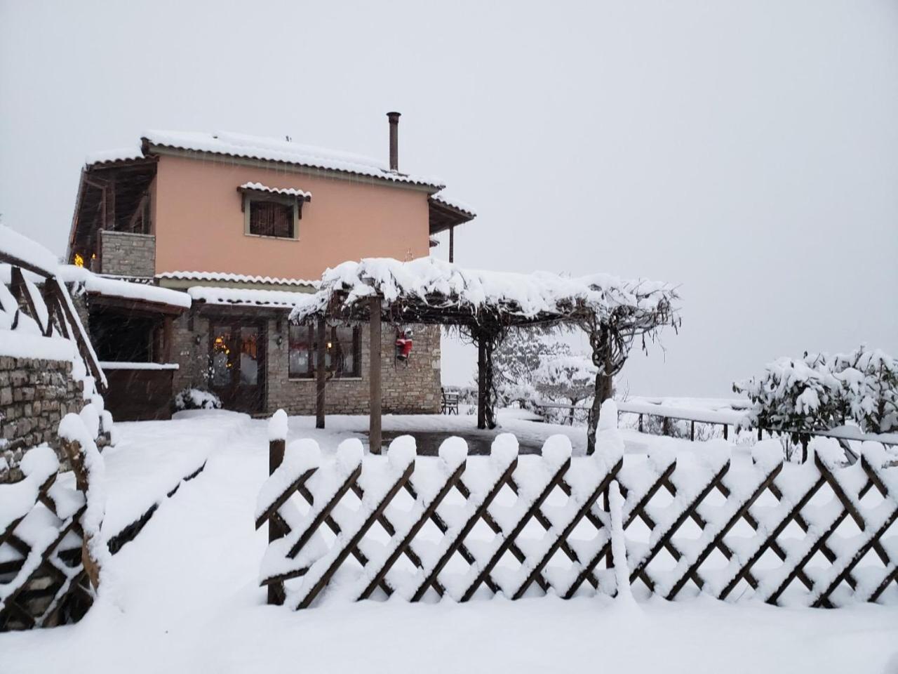Dryades Guesthouse Ano Chora Luaran gambar